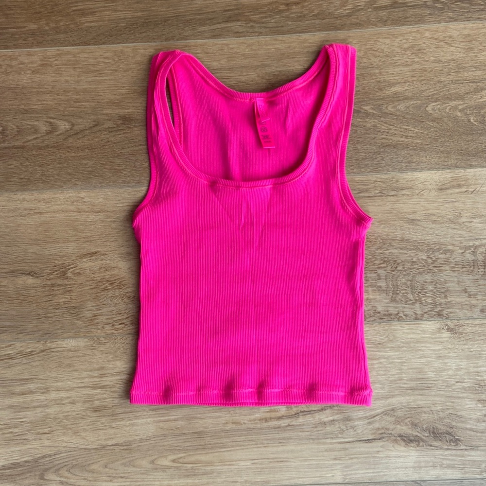 Skim ribbed tank top